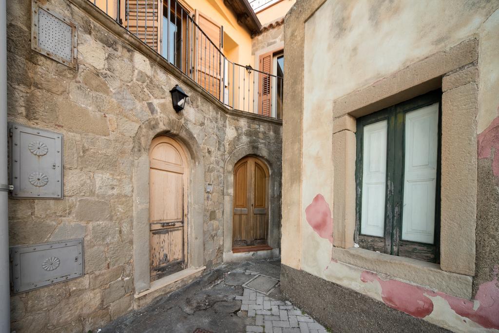 The Clock Houses Borgo Gallodoro Летоянни Экстерьер фото